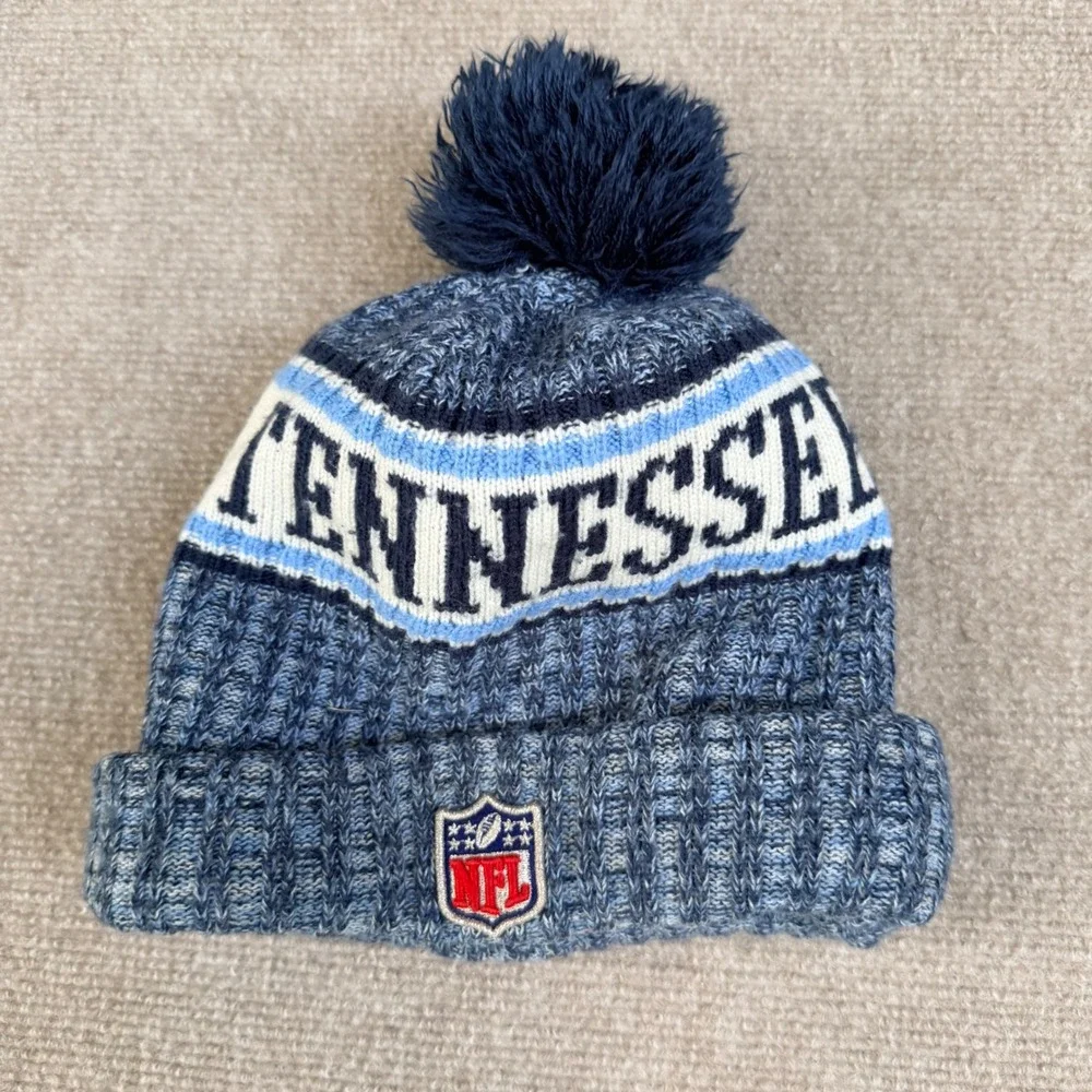 New Era Tennessee Titans Youth Knit Beanie Hat Blue White NFL Pom Fleece Lined